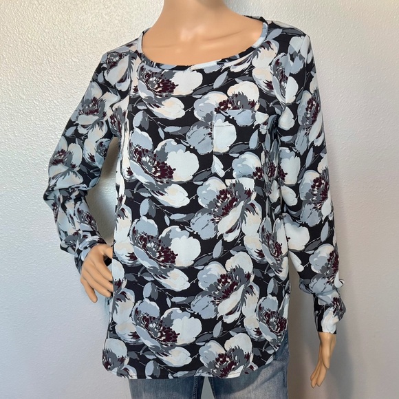 LOFT Women’s Top (Size S) - Picture 2 of 14